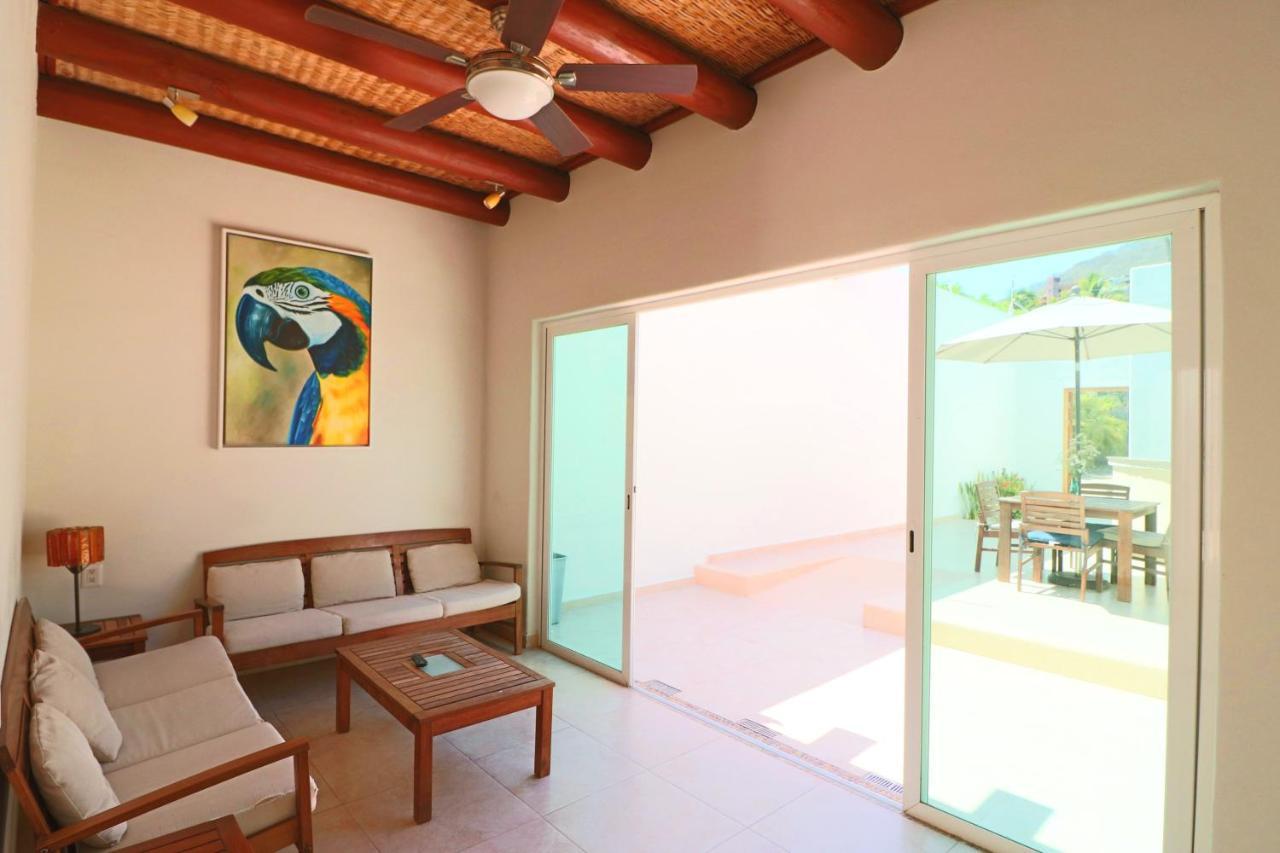 Lydmar Boutique Hotel Zihuatanejo Esterno foto